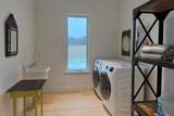 4043 Serenbe Street - Photo 38