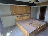 355 Rosewood Avenue - Photo 59