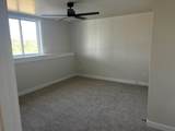 814 Lakeview Lane - Photo 10