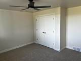 814 Lakeview Lane - Photo 11