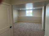 814 Lakeview Lane - Photo 16