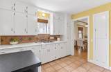 2005 Carey Court - Photo 12