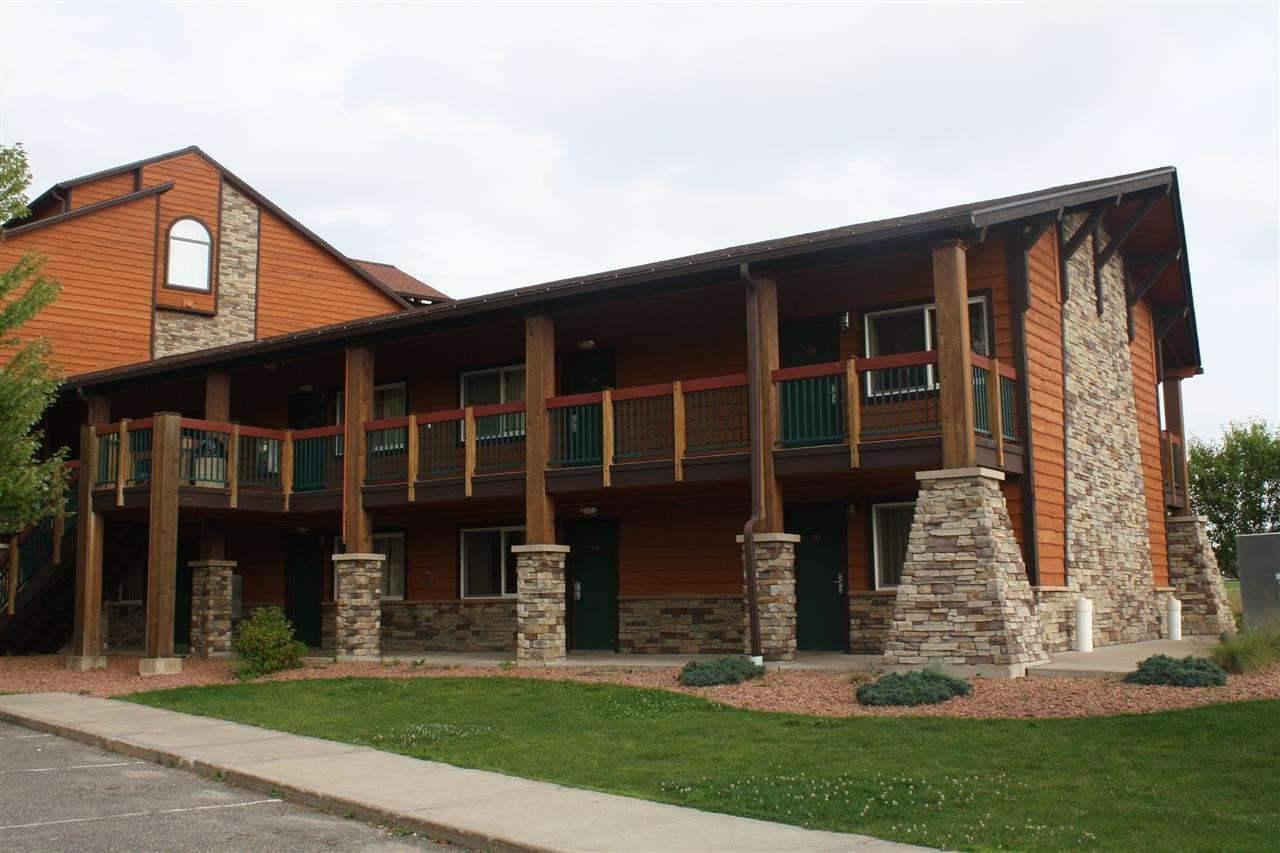 2504 River Rd - Photo 1