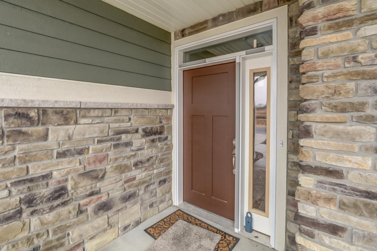 807 Vineyard Dr - Photo 1
