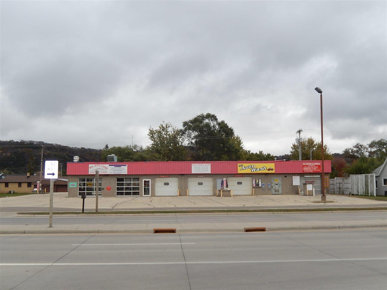 704 Marquette Rd - Photo 1
