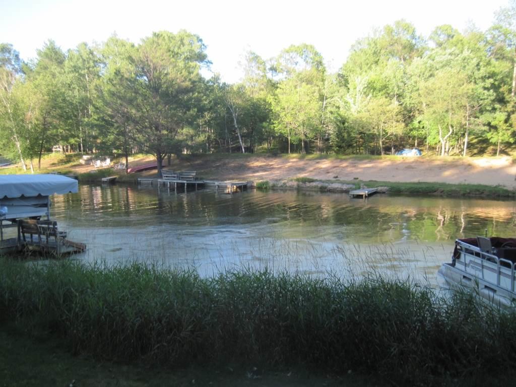 1021 Squire Ct - Photo 1