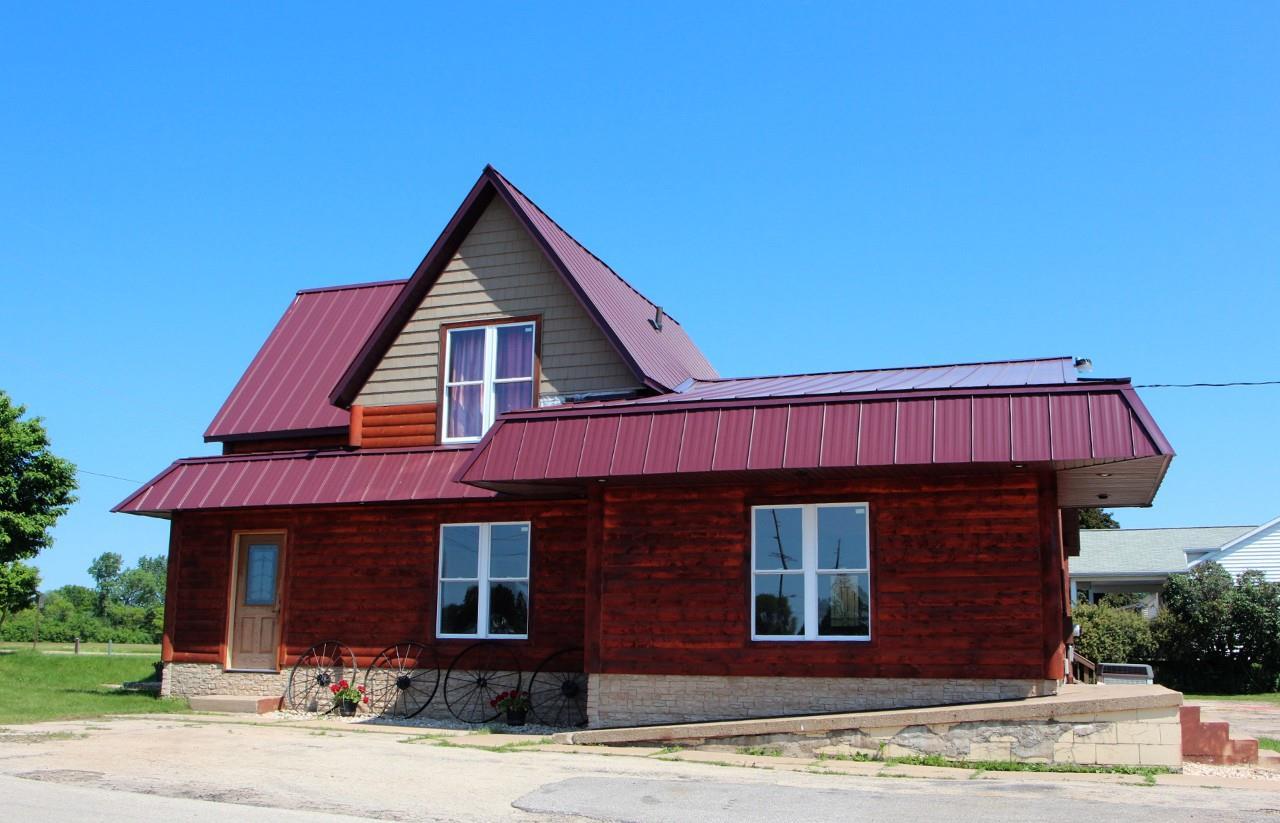 203 Superior Ave - Photo 1