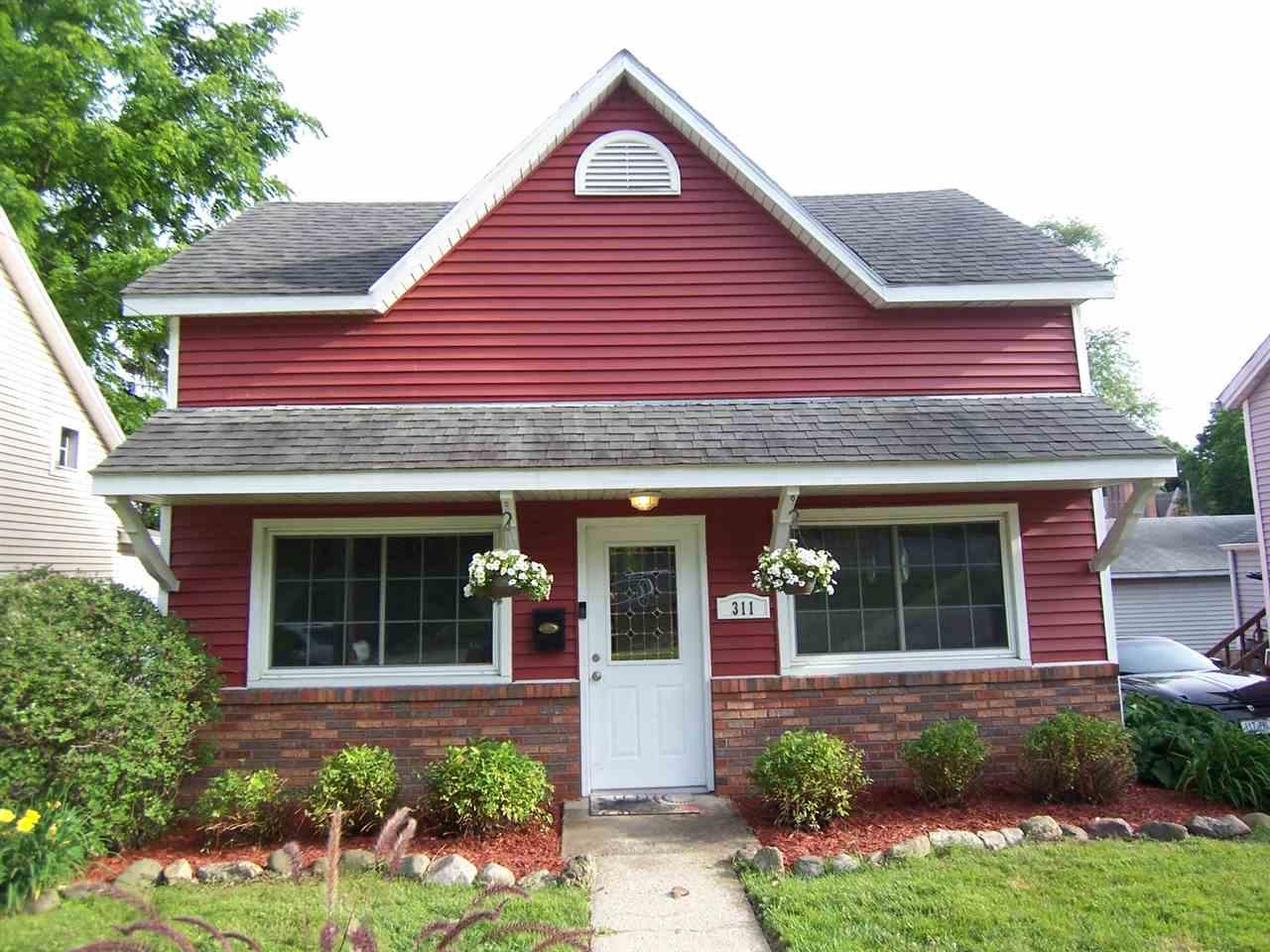 311 Washington St - Photo 1