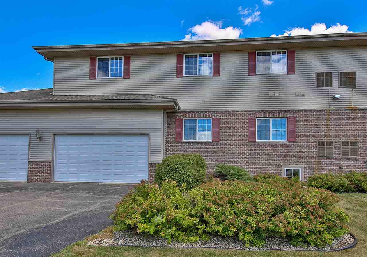 1010 Parkview Dr - Photo 1