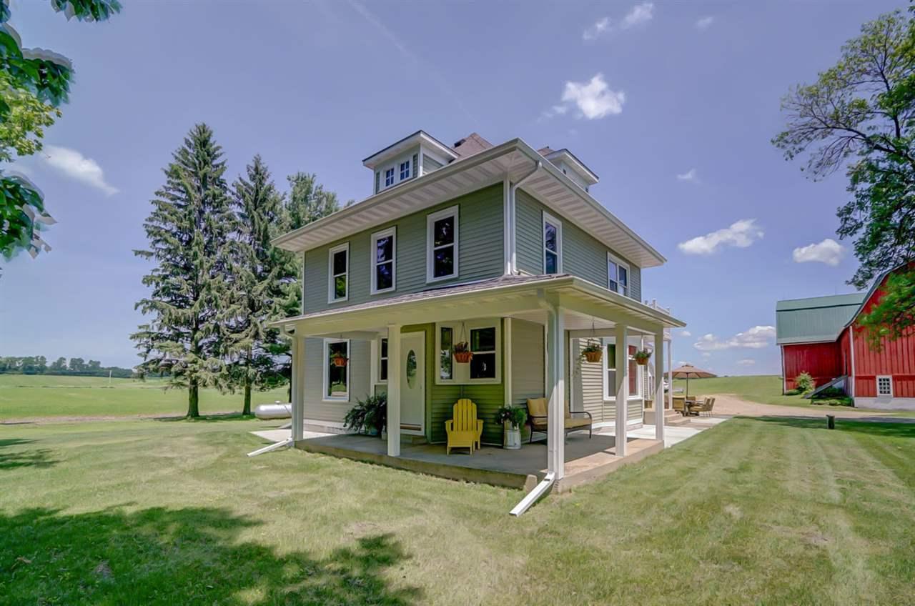1860 Hillside Rd - Photo 1