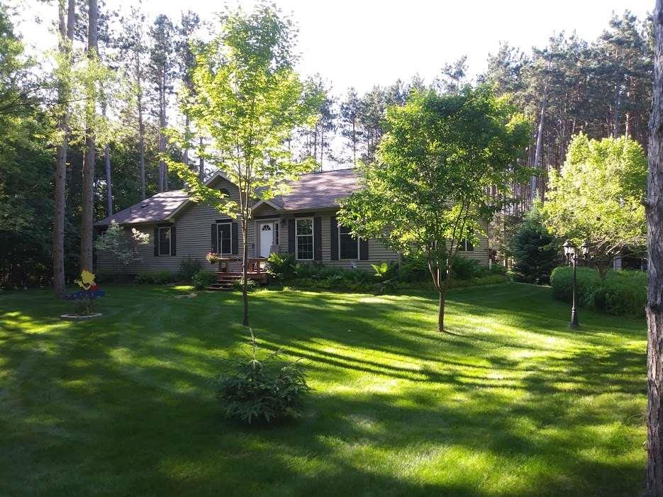 W1878 Juneau Woods Rd - Photo 1