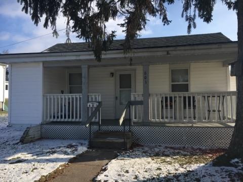 601 Union St - Photo 1