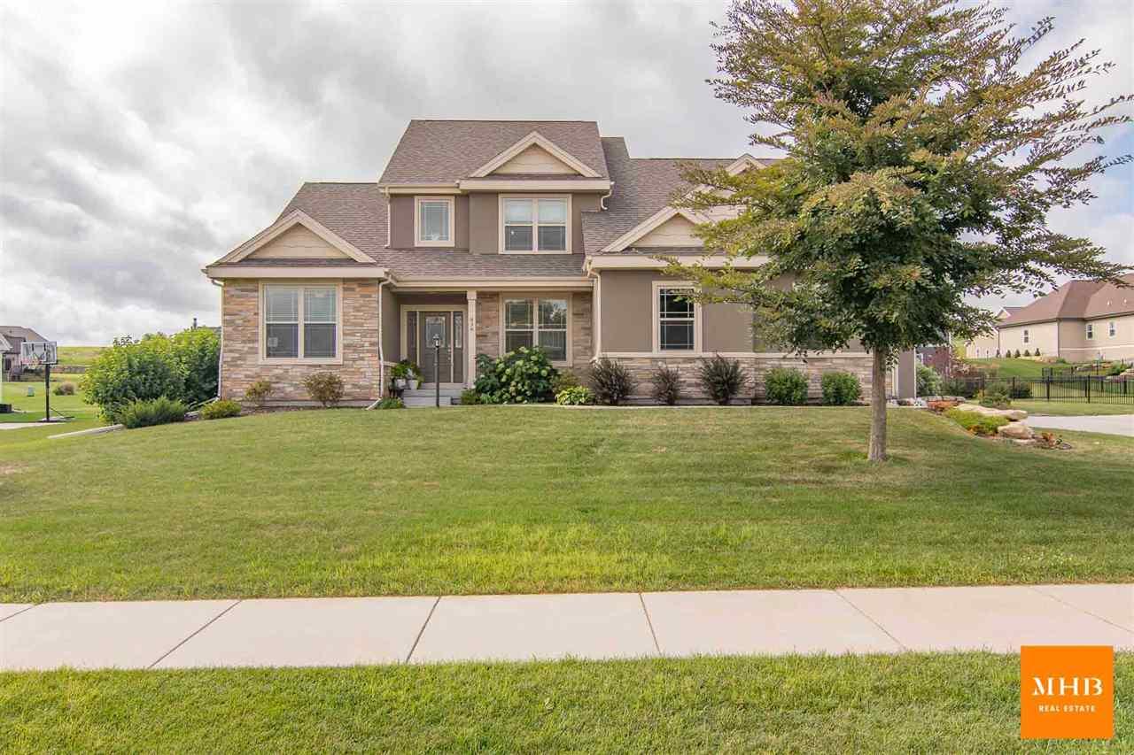 836 Augusta Dr - Photo 1