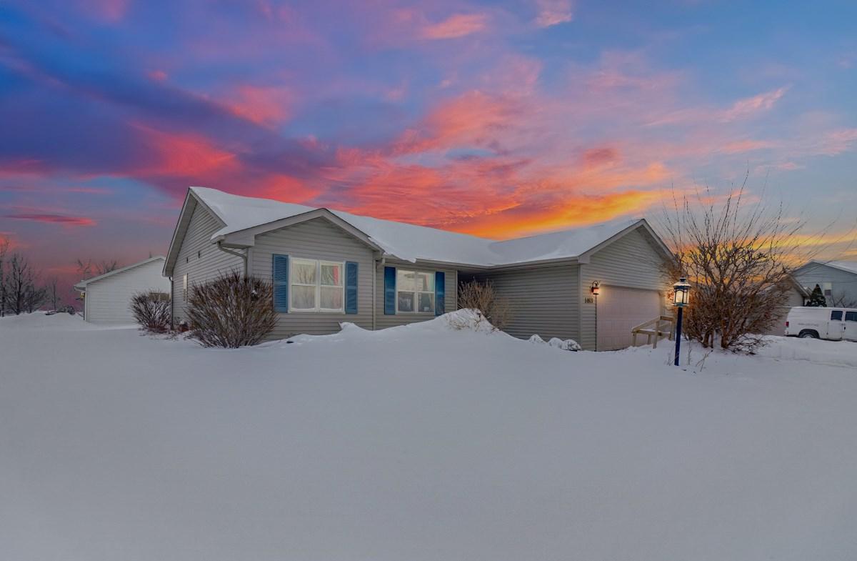 1463 Prairie Rose Dr - Photo 1