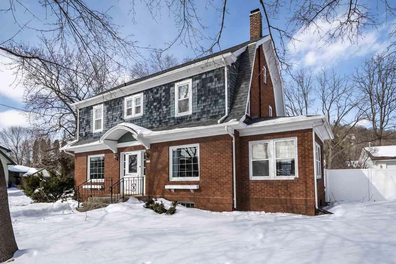 1501 Main St - Photo 1