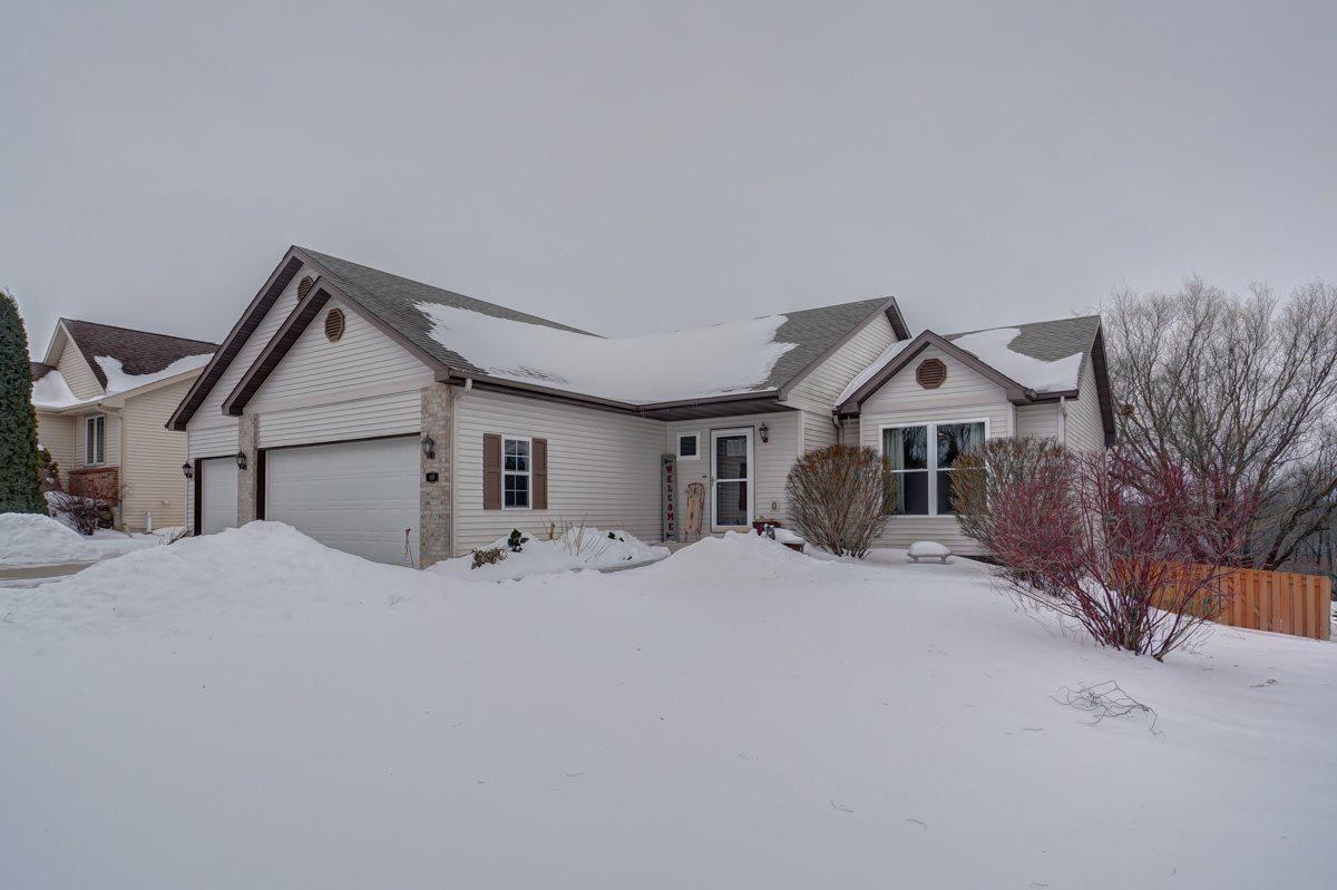 418 Heatherstone Dr - Photo 1