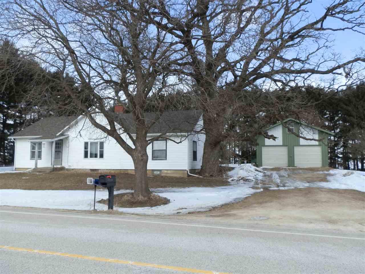 7039 County Road J - Photo 1