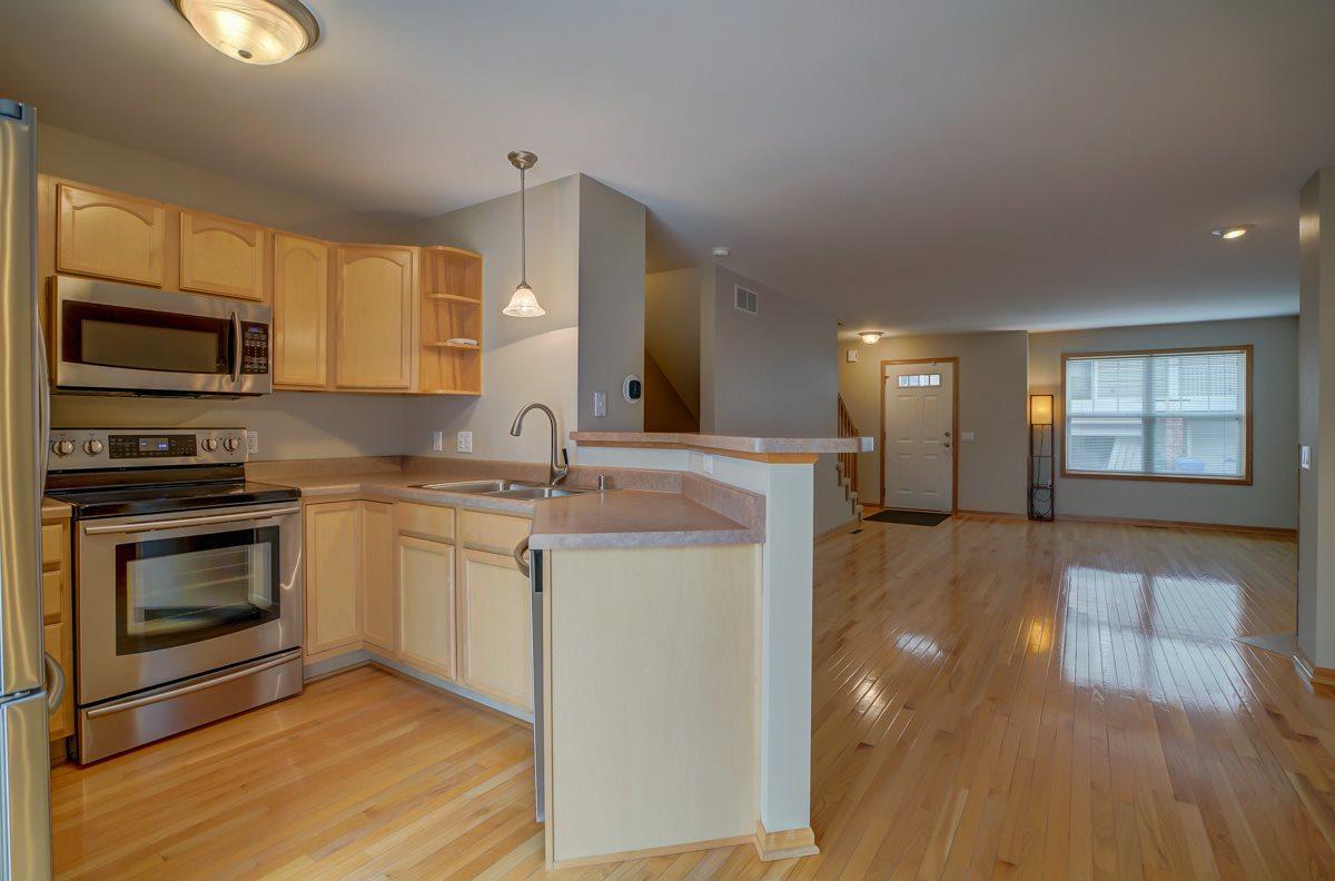 705 Cricket Ln - Photo 1