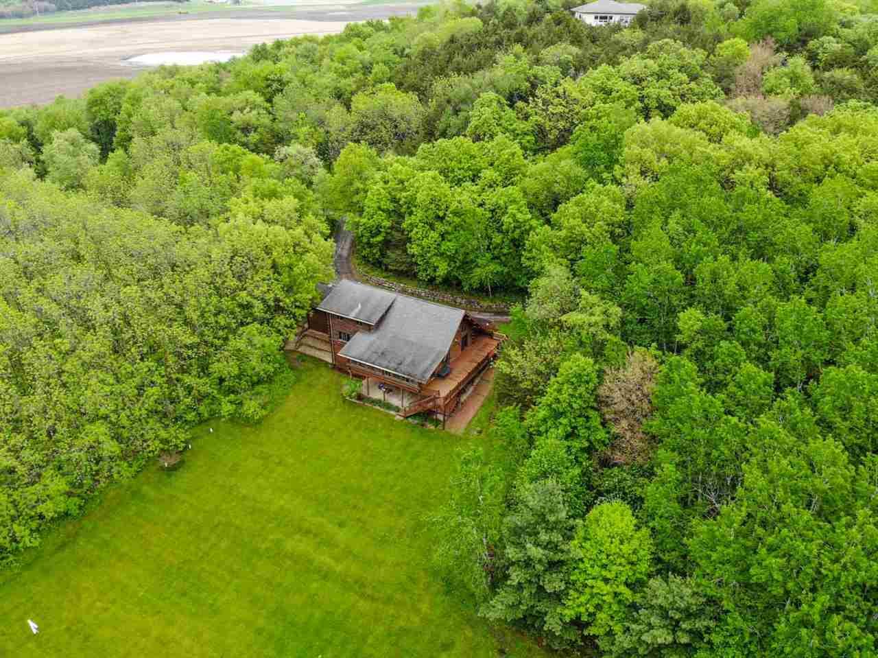 7920 Bowman Rd - Photo 1