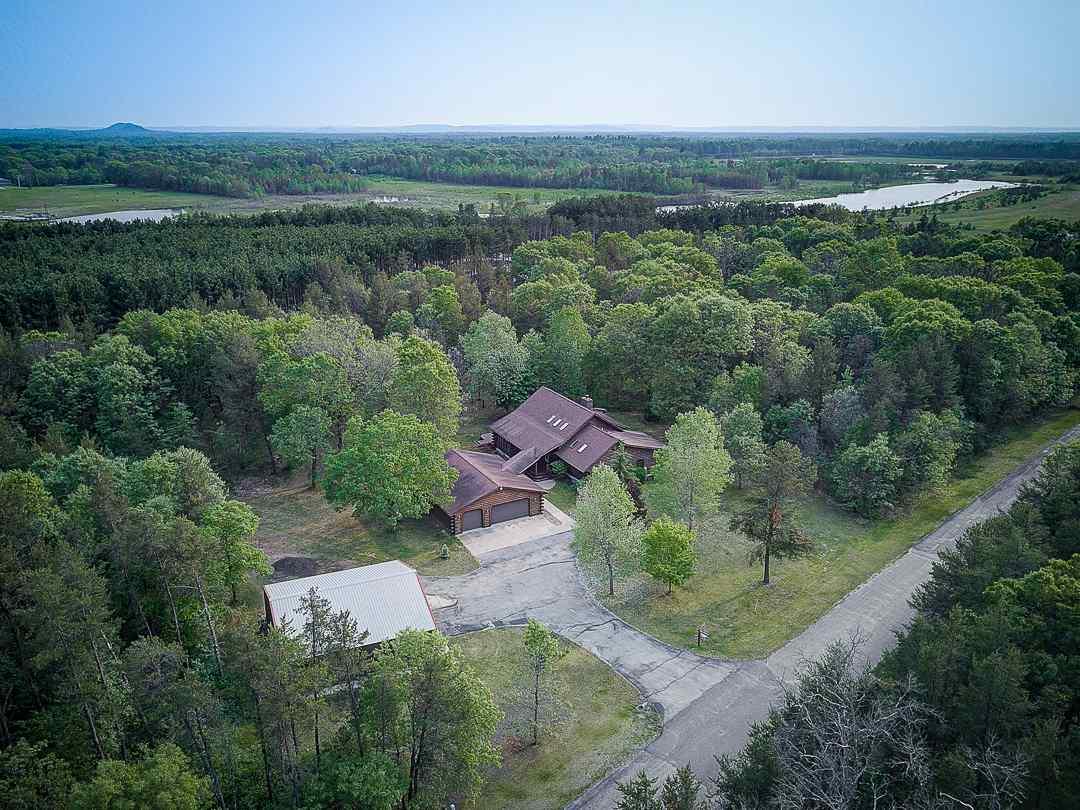 W5655 Barbara Ln - Photo 1