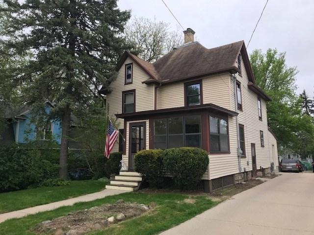 315 3rd St - Photo 1