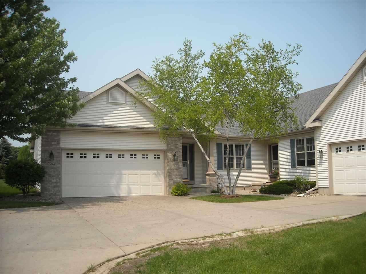7022 Havenswood Dr - Photo 1