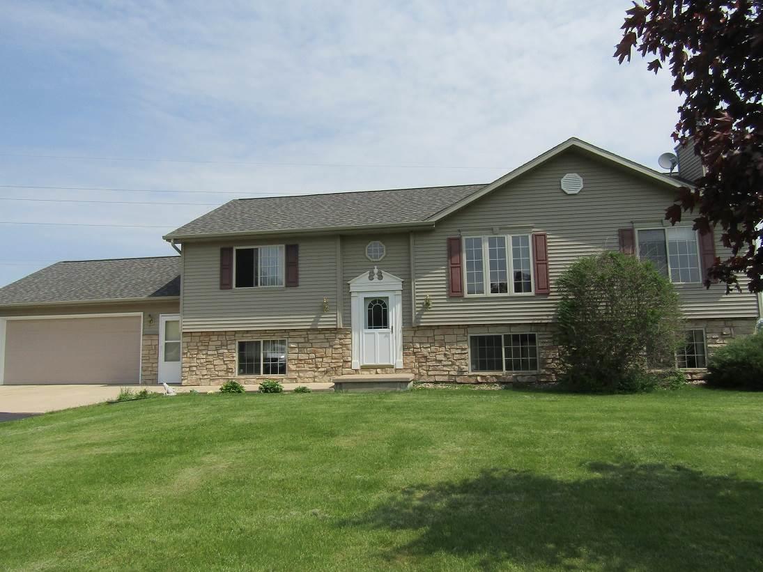 W13930 Oak Haven Dr - Photo 1