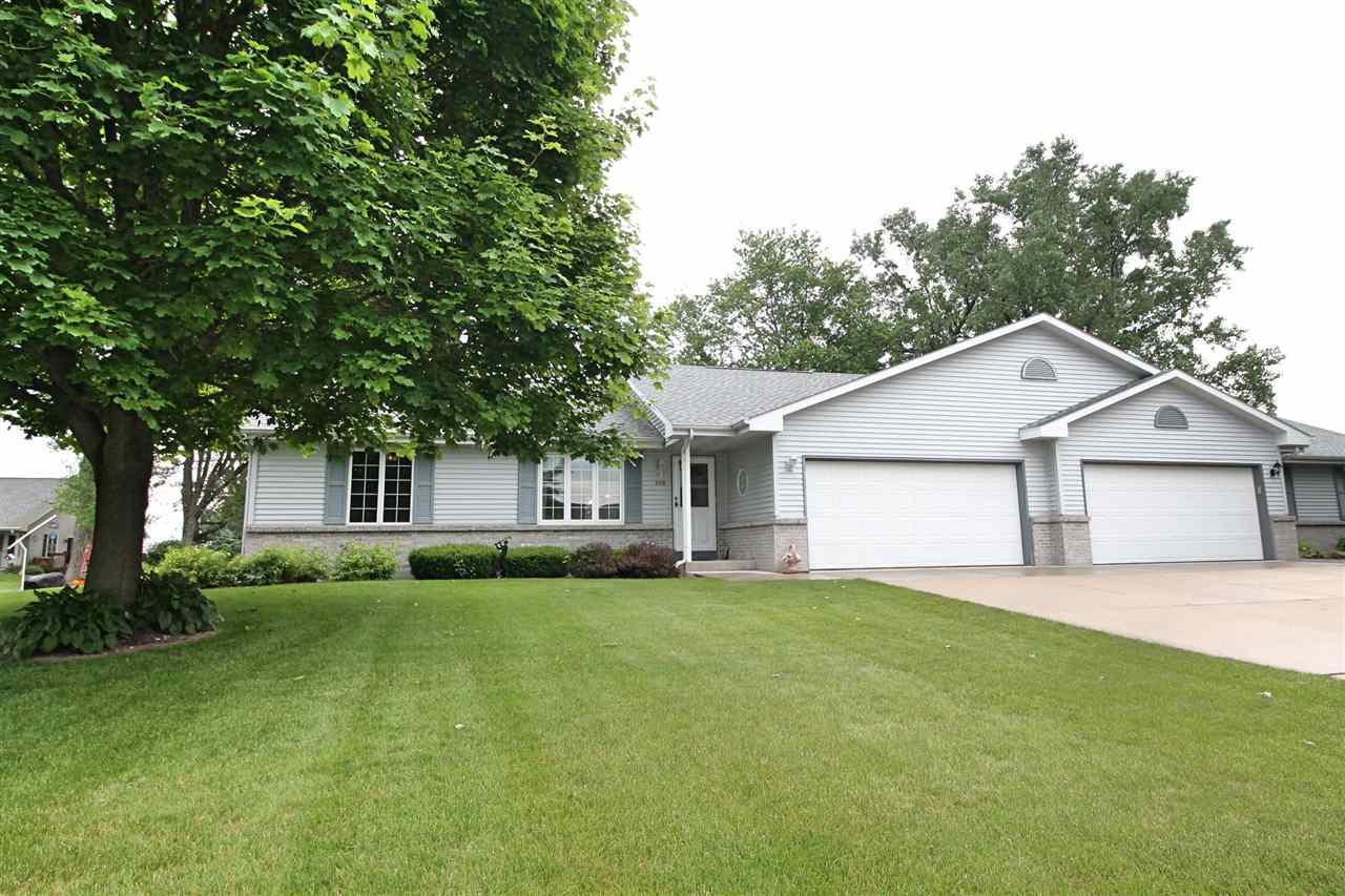 526 Rockshire Dr - Photo 1