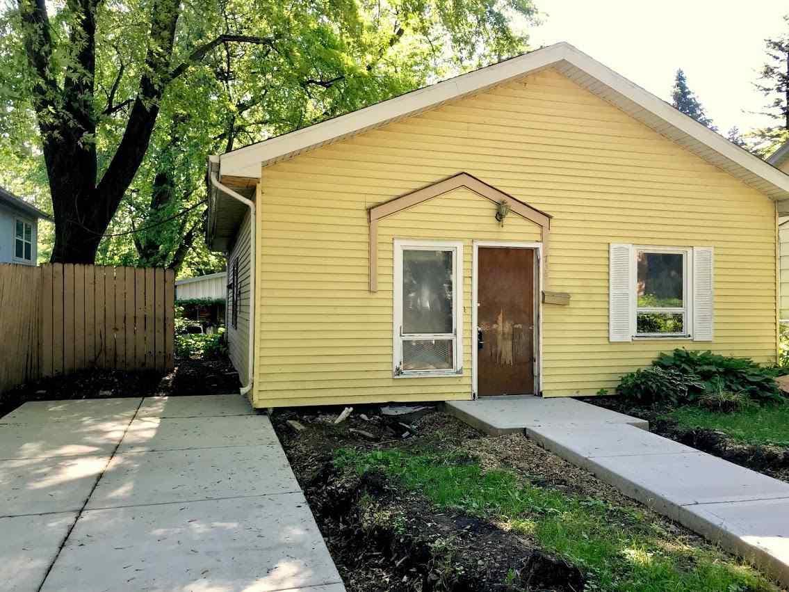 1709 Fisher St - Photo 1