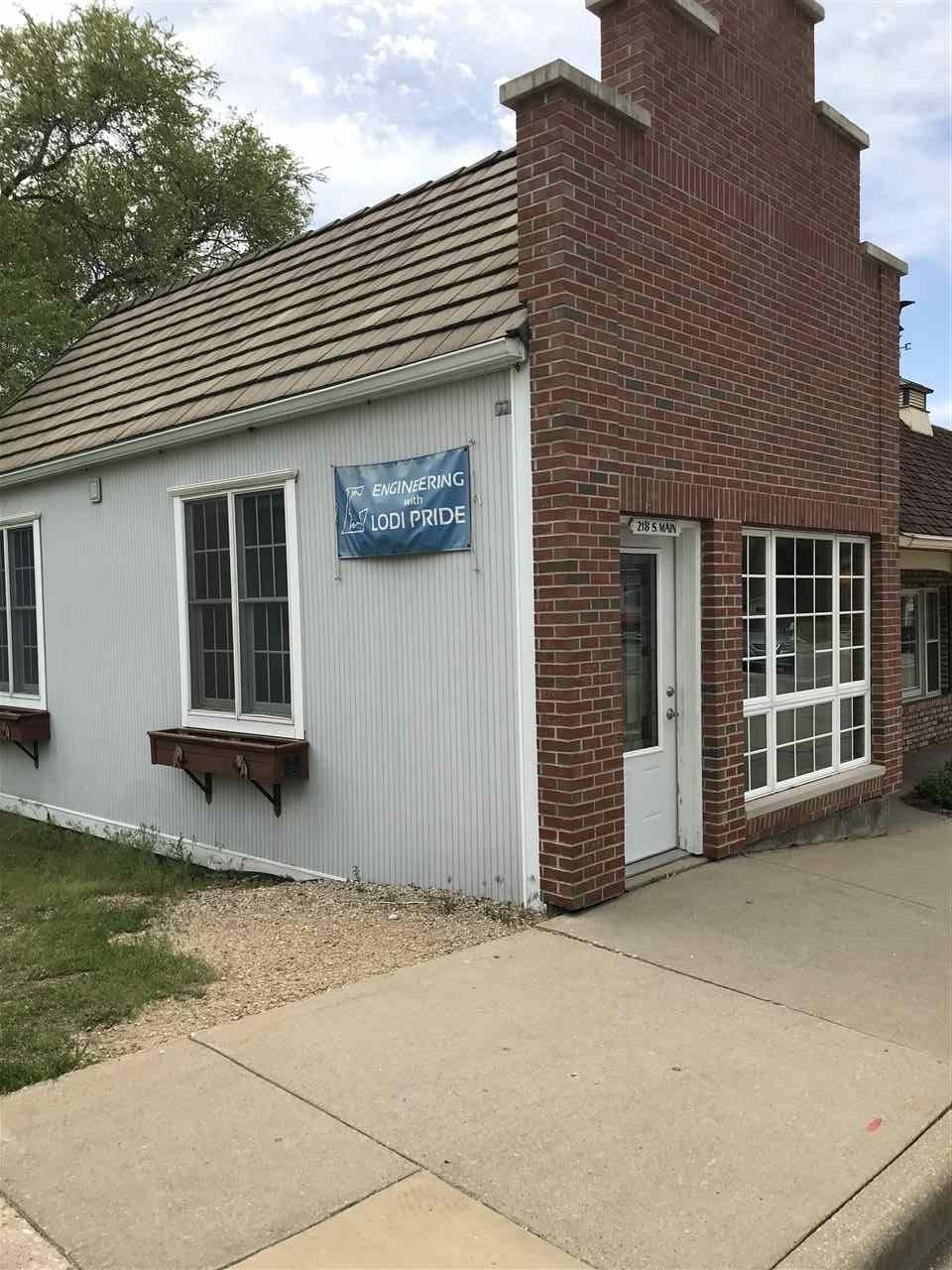 218 Main St - Photo 1