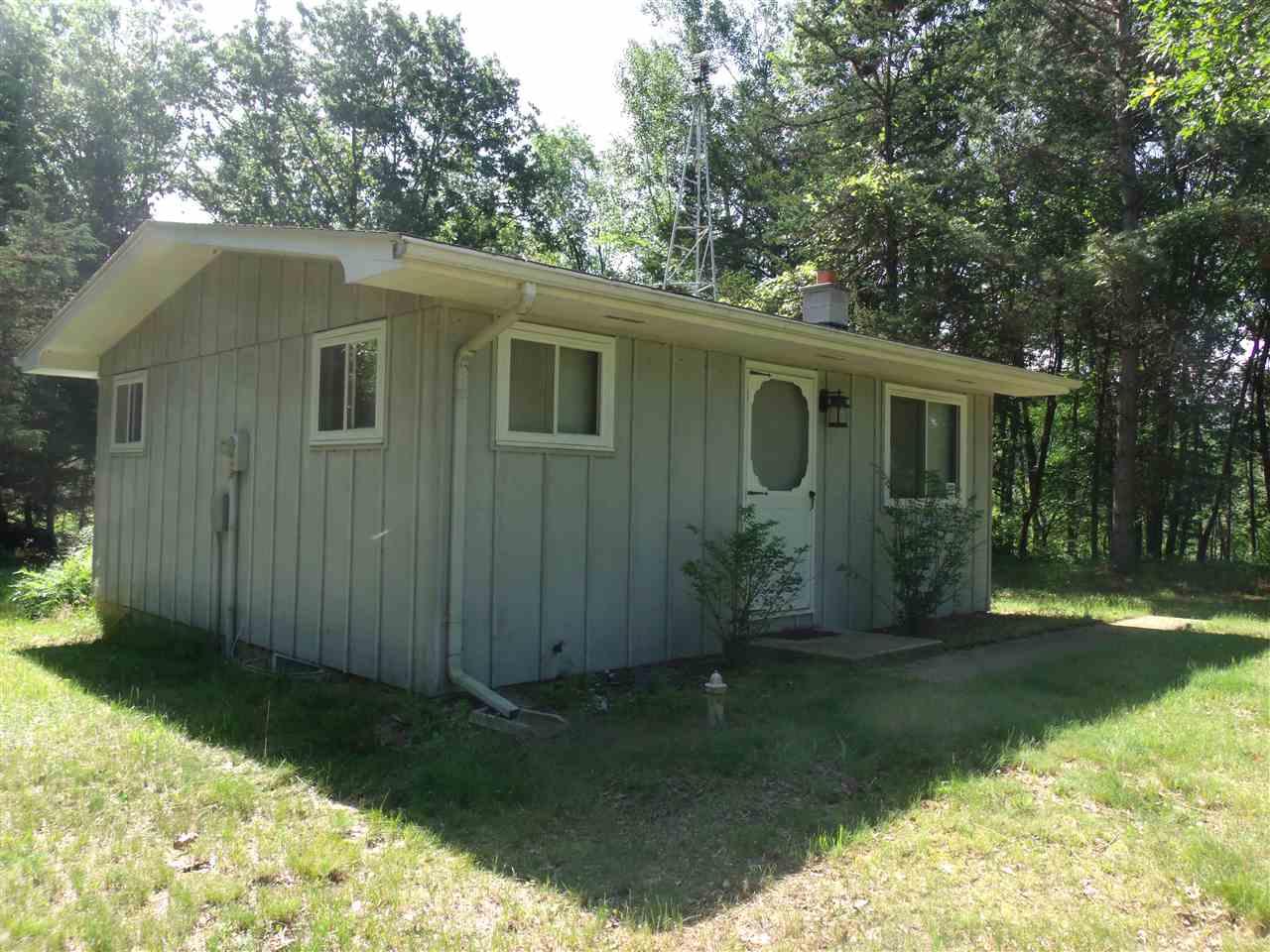 N5208 10th Ave - Photo 1
