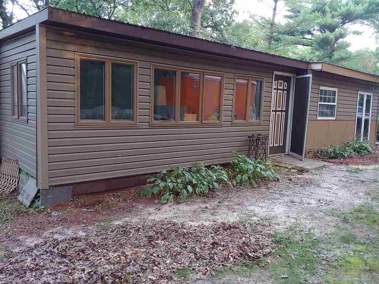 N381 Oak St - Photo 1
