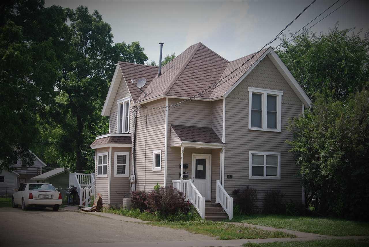 447 Pearl St - Photo 1