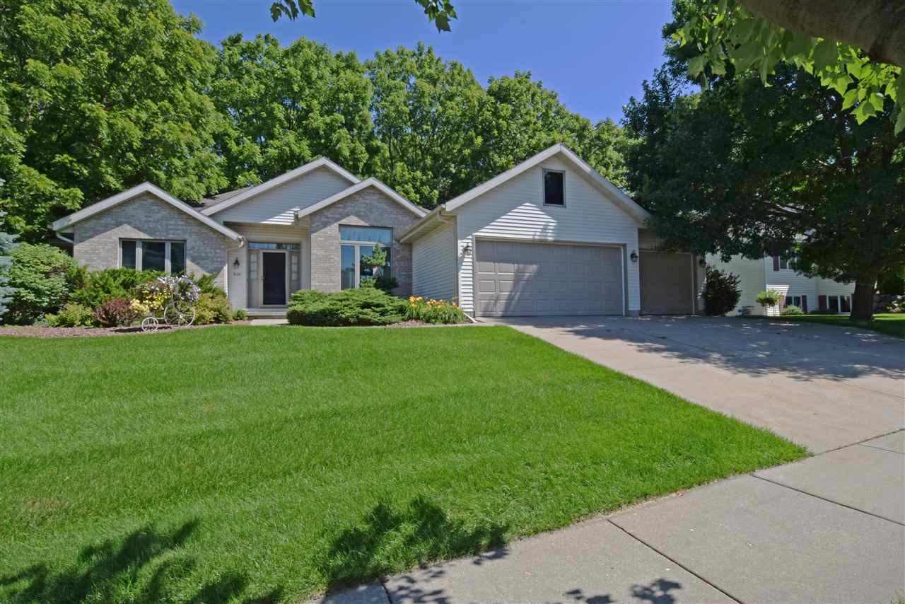 526 Bascom Hill Dr - Photo 1