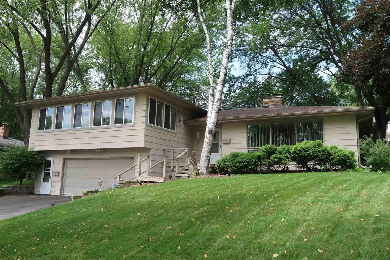 212 Acker Pky - Photo 1