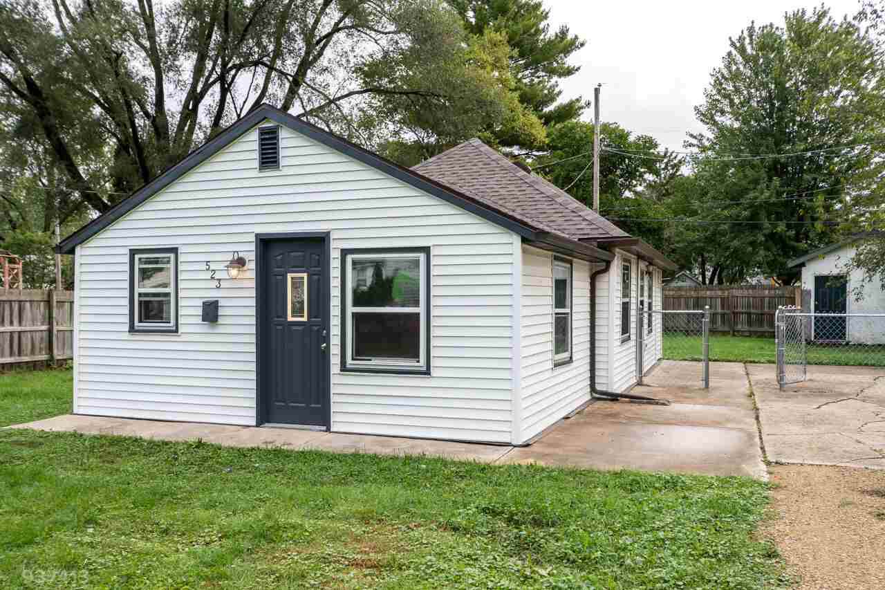 523 Algoma St - Photo 1