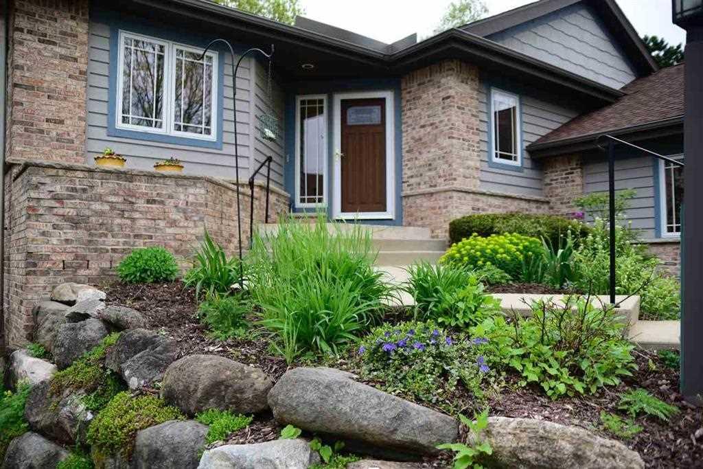 2972 Woods Edge Way - Photo 1
