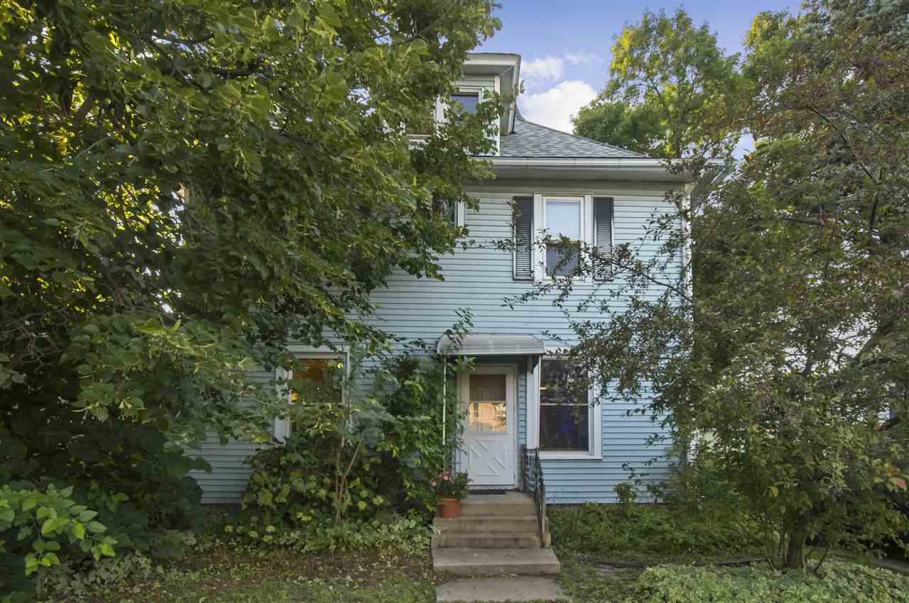 190 Fair Oaks Ave - Photo 1
