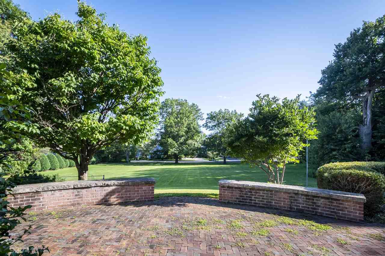 411 Summit Rd - Photo 1