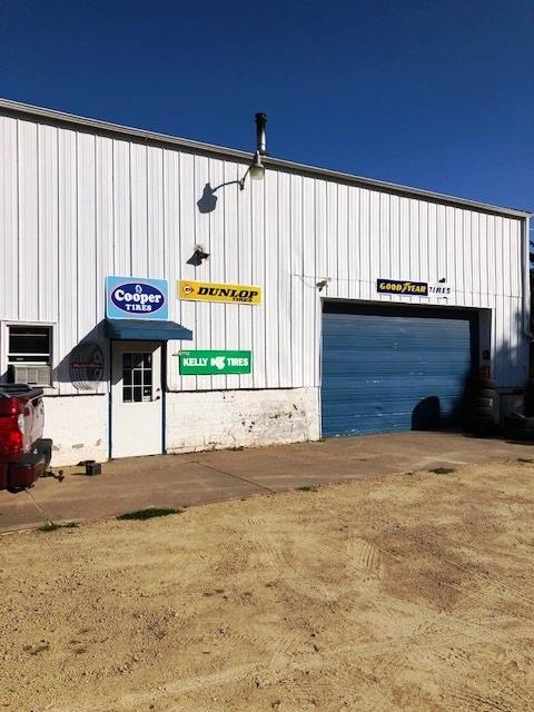 505 Commerce St - Photo 1