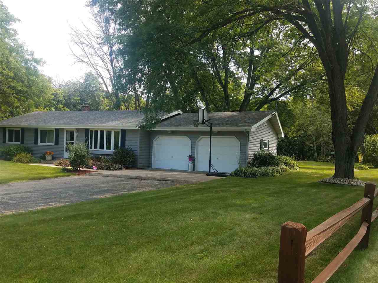 4954 Fitzsimmons Rd - Photo 1