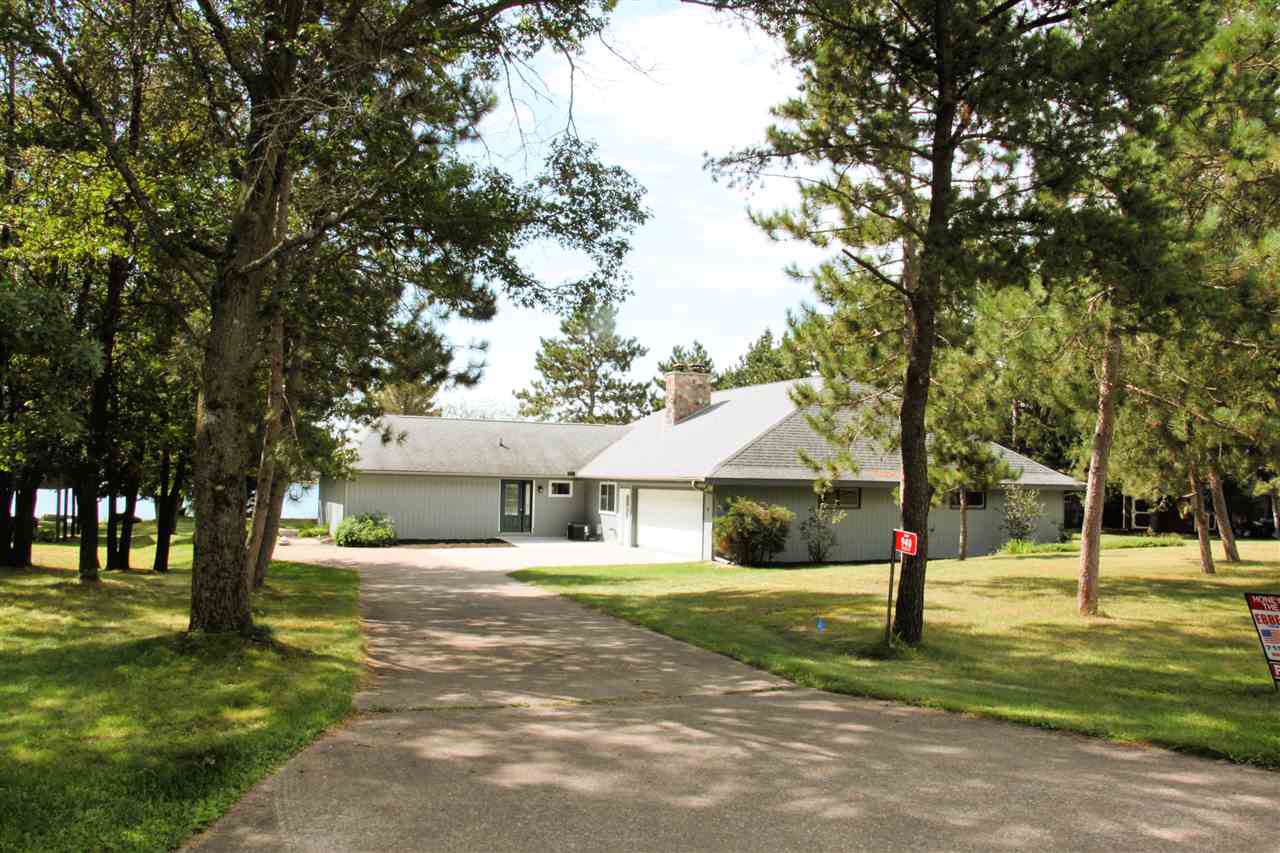 940 Essex Ct - Photo 1