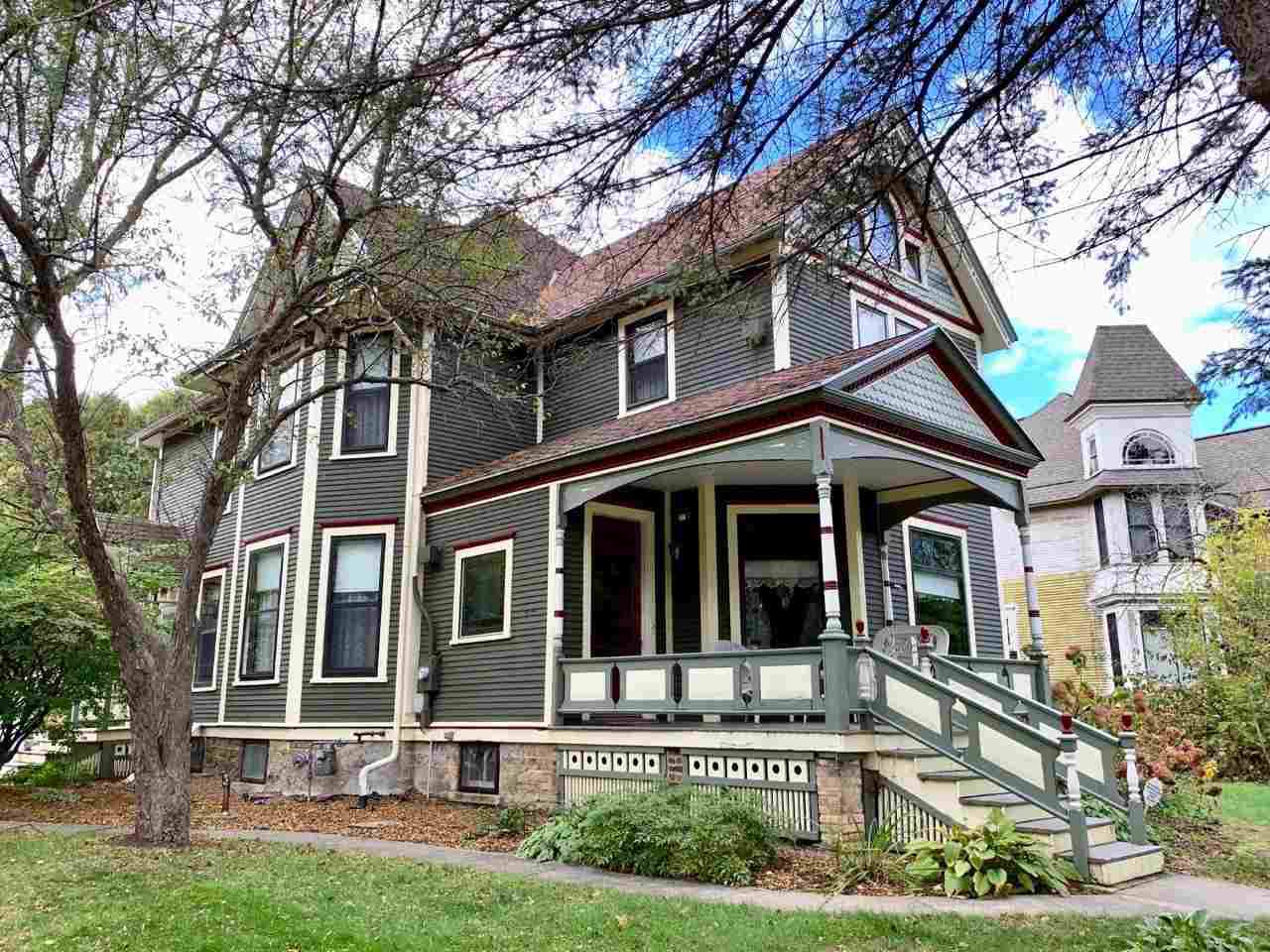 201 Prairie St - Photo 1