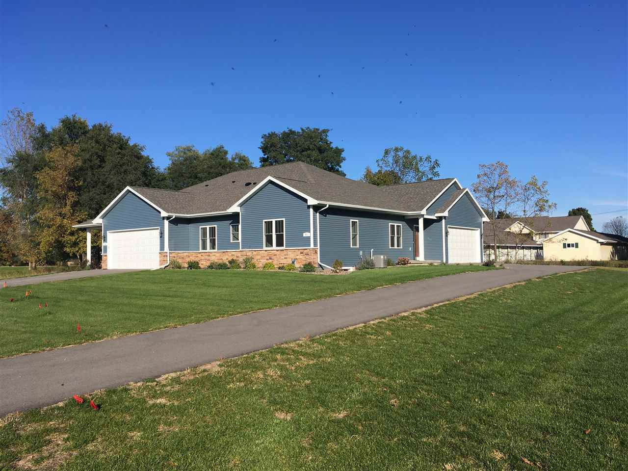 486 Meadow Lark Ln - Photo 1