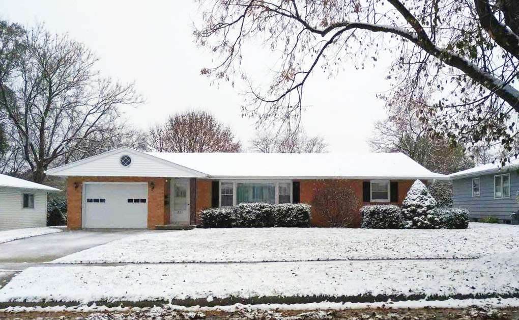 221 Kranz Ave - Photo 1