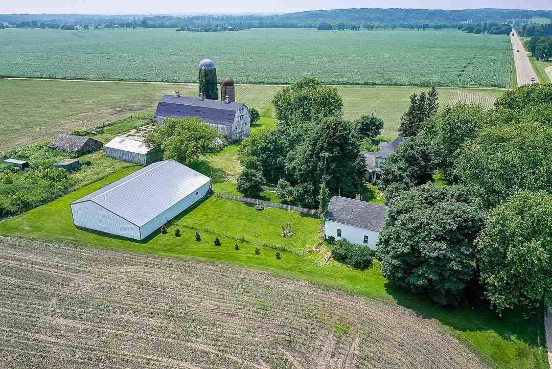 W8065 Hwy 11 - Photo 1