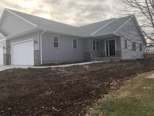 138 Jennifer Circle - Photo 1