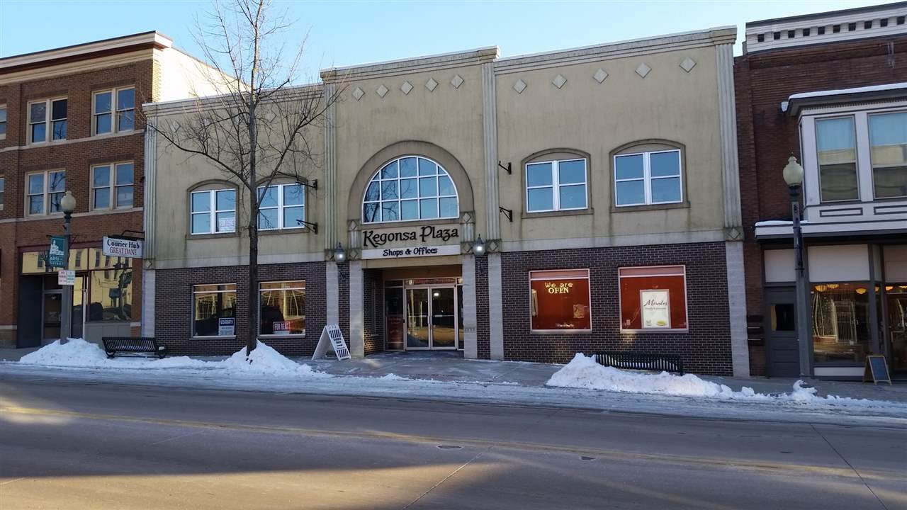 135 Main St - Photo 1