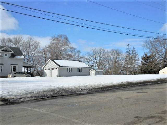 400 Rosendale St - Photo 1 400 Rosendale St - Photo 1