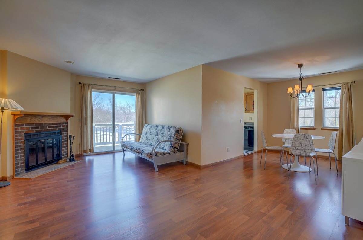 7806 Oakbridge Way - Photo 1